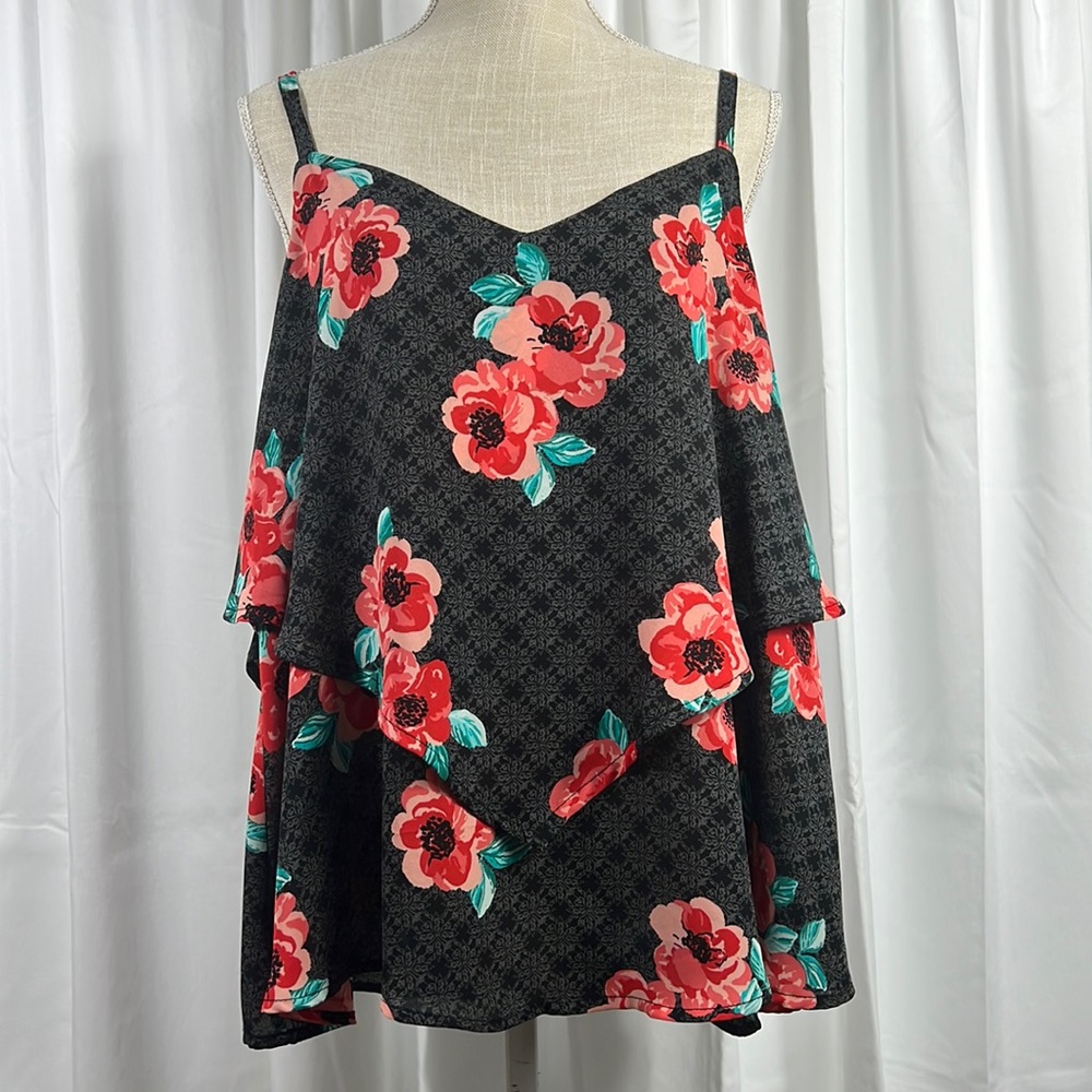 Torrid Sz 0 Black/Grey Floral Strappy Cami